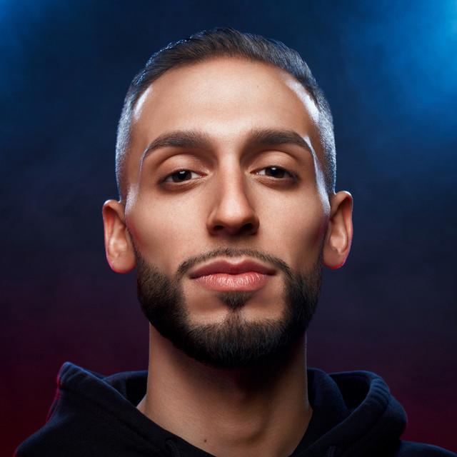 Alex Wolf