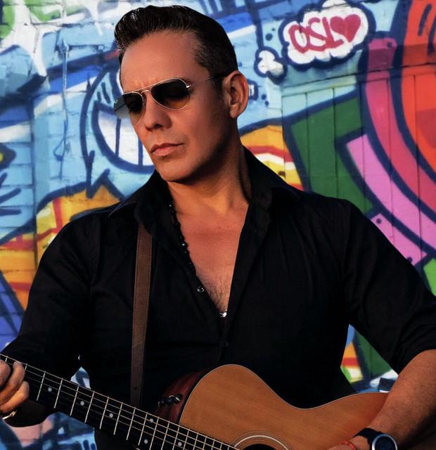 Carlos Esquivel