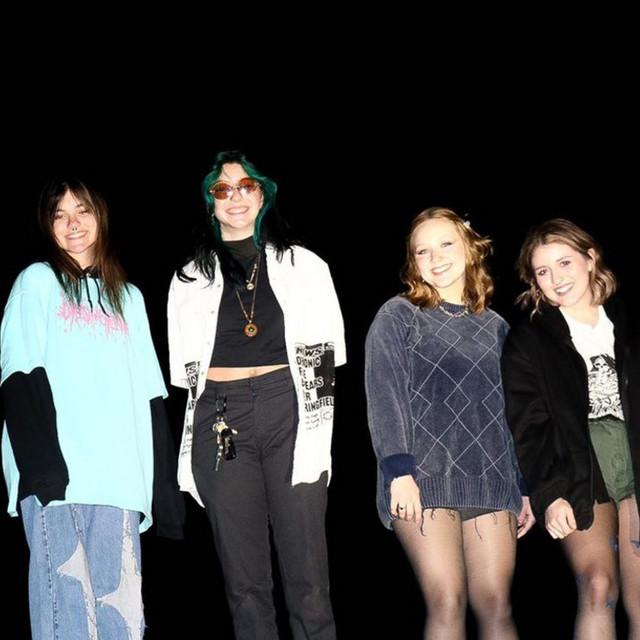 DAISY CHAIN