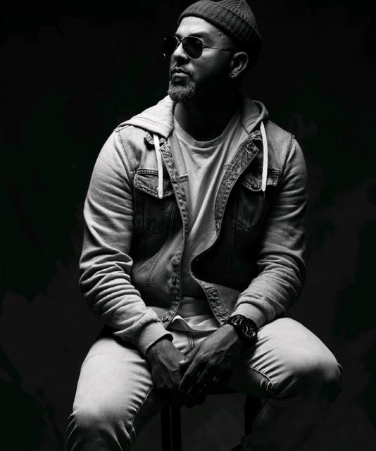 Ozay Moore