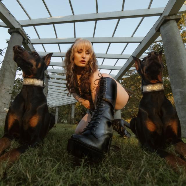 Ria Barkr
