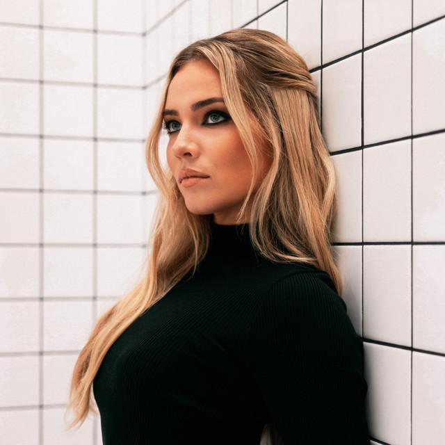 Cate Tomlinson