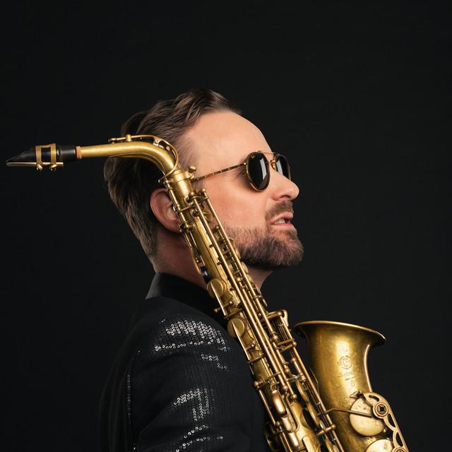 Max the Sax