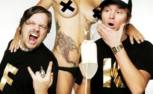 Finger & Kadel
