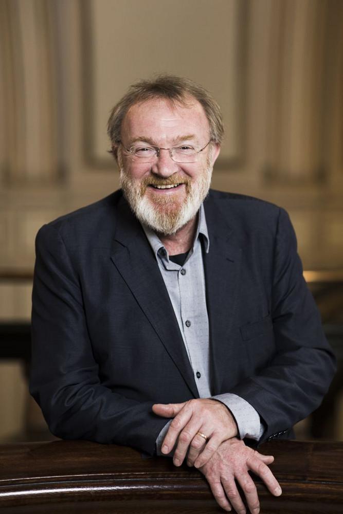 Martyn Brabbins