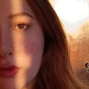 Aline Lopes's profile picture