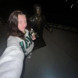 Sara Burow's profile picture