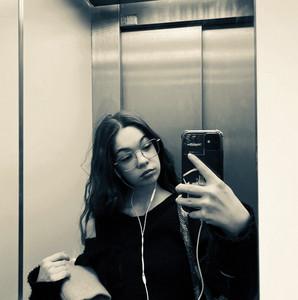 lili's profile picture