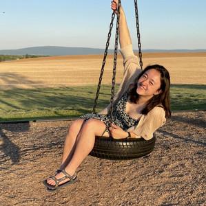 Laura's profile picture