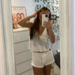 Mégg 🍊🌟🦞🍸's profile picture