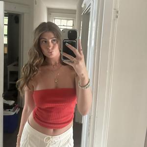 ashleylaneve
